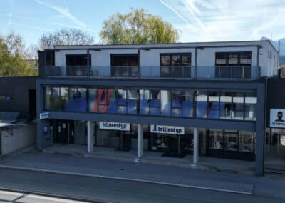 Moderne Geschäfts- oder Praxisräumlichkeiten in Villach zu mieten!