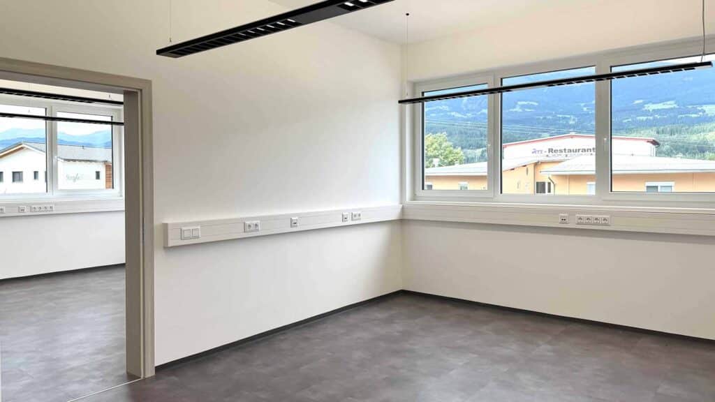 Moderne-Büroräumlichkeiten-mit-145m²-01jpg